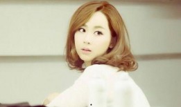 明星資訊網(wǎng),揭秘娛樂圈最新動態(tài)，熱點事件一網(wǎng)打盡！